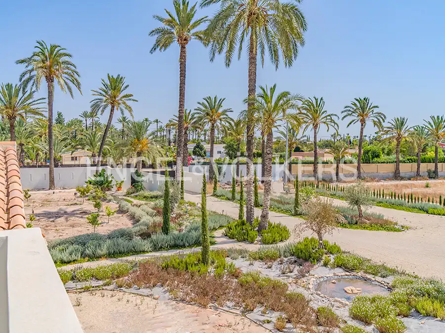 Jardí de Casa o xalet en venda en Elche / Elx amb Aire condicionat, Calefacció i Jardí privat