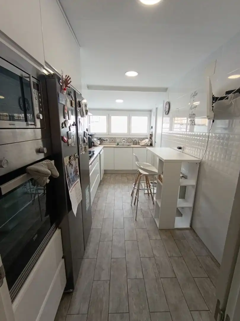 Cocina de Dúplex en venta en Brunete con Aire acondicionado, Calefacción y Jardín privado