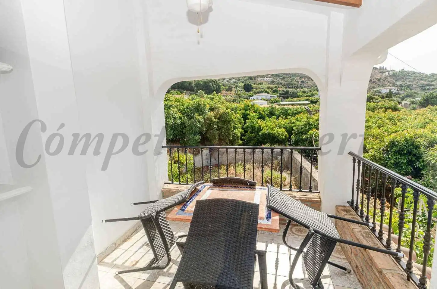 Houses for sale in Canillas de Albaida, Málaga
