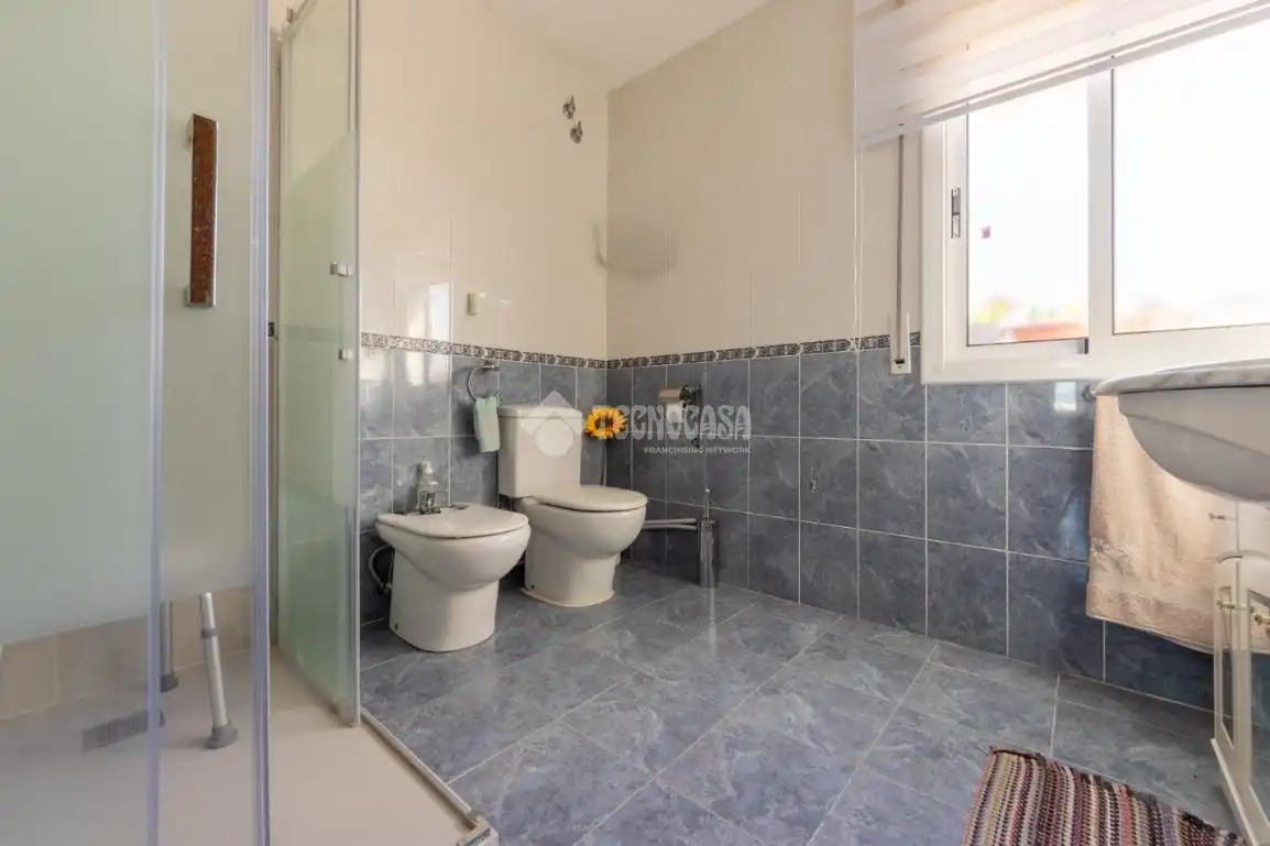 Baño de Casa adosada en venta en Tarragona con Aire acondicionado