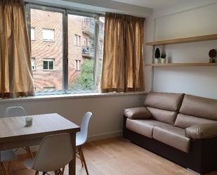 Living room of Study to rent in  Barcelona Capital  with Air Conditioner, Furnished and Oven