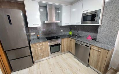 Kitchen of Flat to rent in Elche / Elx  with Air Conditioner
