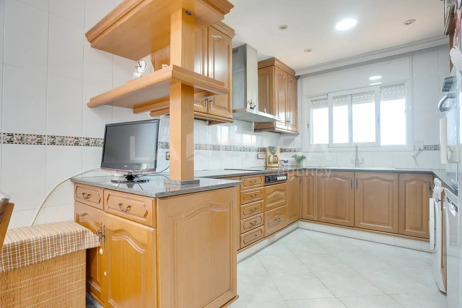 Casa pareada con terraza en venta en Santa Eulàlia de Ronçana, imagen 50