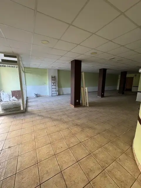 Local comercial de lloguer a Plaça de Jaume I el Conqueridor 8, imagen 5