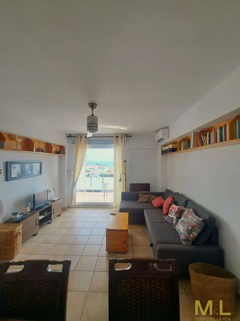 Sala de estar de Casa o chalet de alquiler en El Puig de Santa Maria con Aire acondicionado, Jardín privado y Terraza