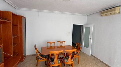 Foto 2 de Piso en venta en El Carril - Paseo de Chapi, Villena