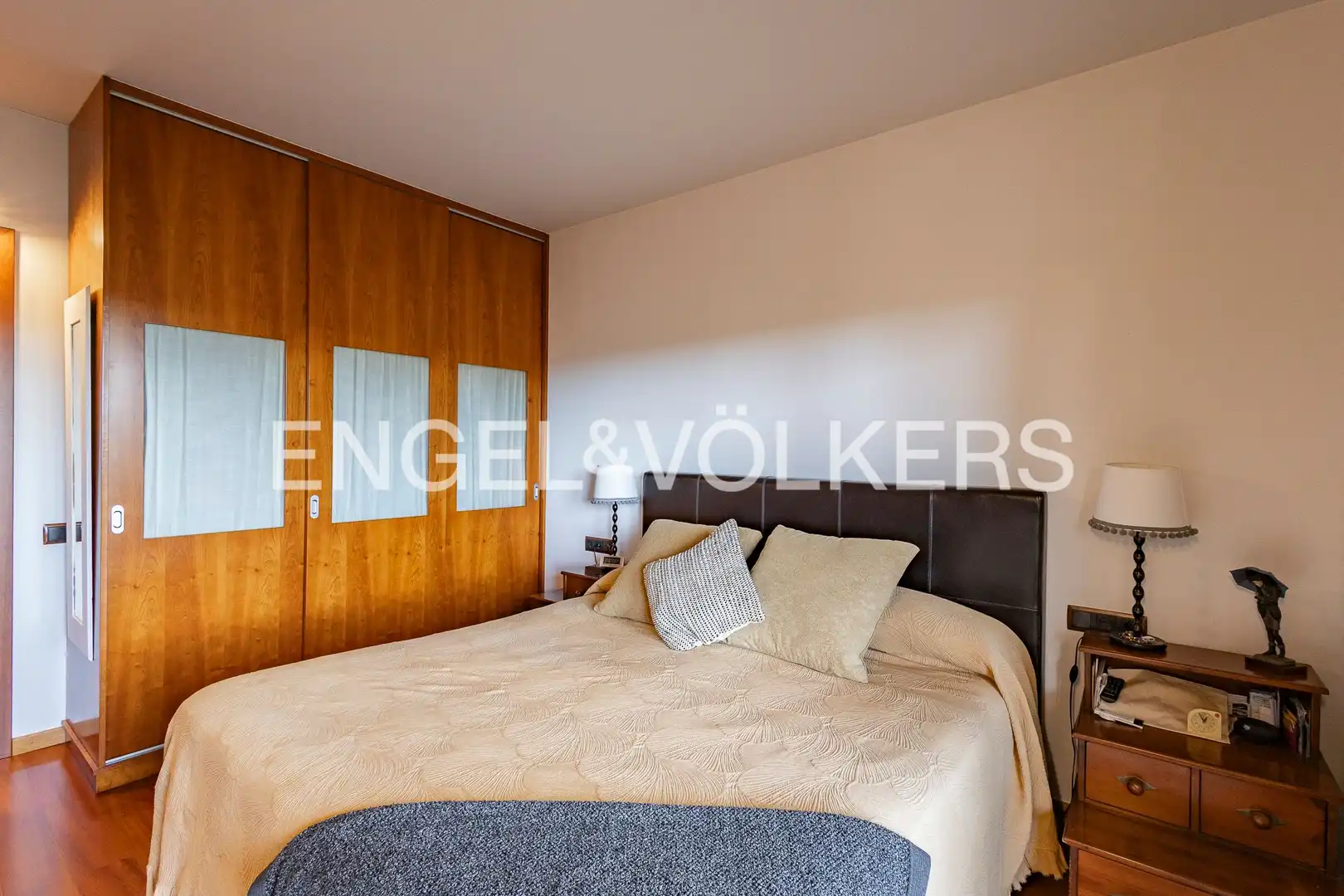 Bedroom of Houses for sale in Sant Cugat del Vallès  with Heating, Private garden and Parquet flooring