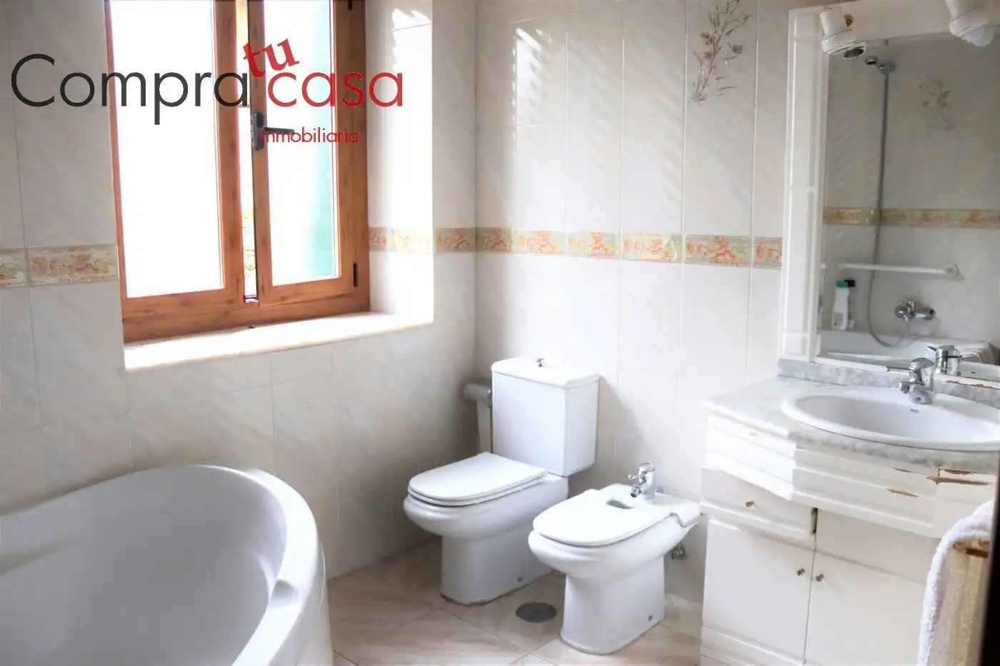 Bany de Casa o xalet en venda en Segovia amb Calefacció, Jardí privat i Terrassa