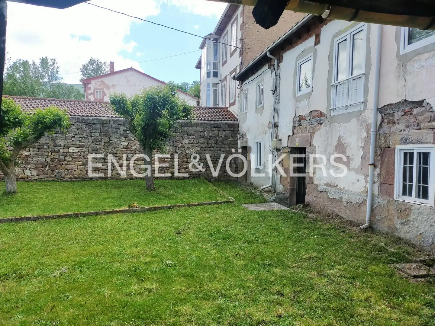 Houses for sale in Hermandad de Campoo de Suso  with Heating and Private garden