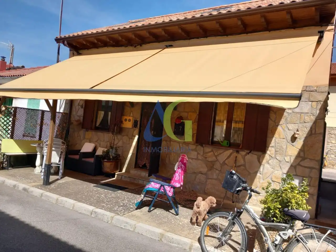 Jardín de Casa o chalet en venta en Carrocera con Calefacción, Trastero y Amueblado