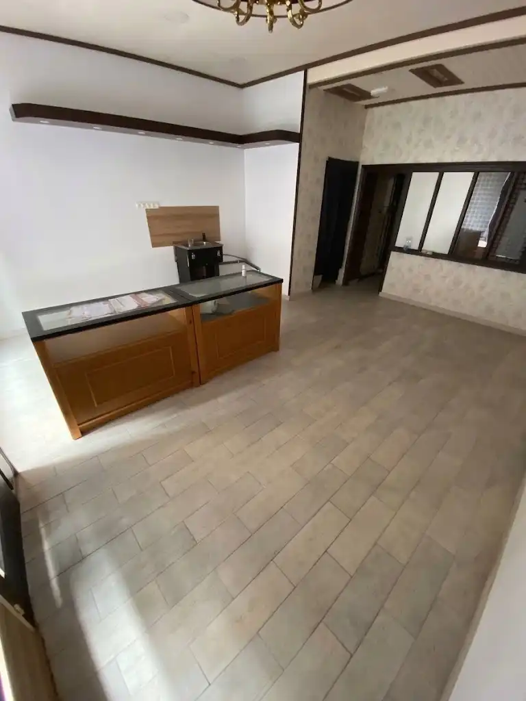 Commercial properties for rent in Gijón   with Parquet flooring