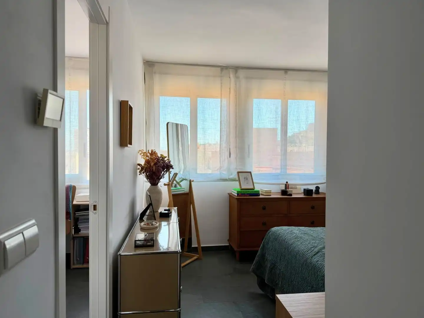 Schlafzimmer von Dachboden zum Verkauf in Alicante / Alacant mit Klimaanlage, Heizung und Terrasse