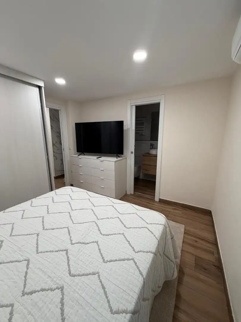 Habitación de Local en venta en Barcelona con Amueblado