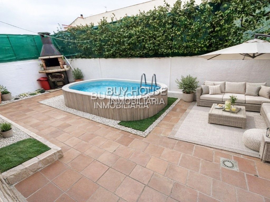 Piscina de Casa o chalet en venta en Cedillo del Condado