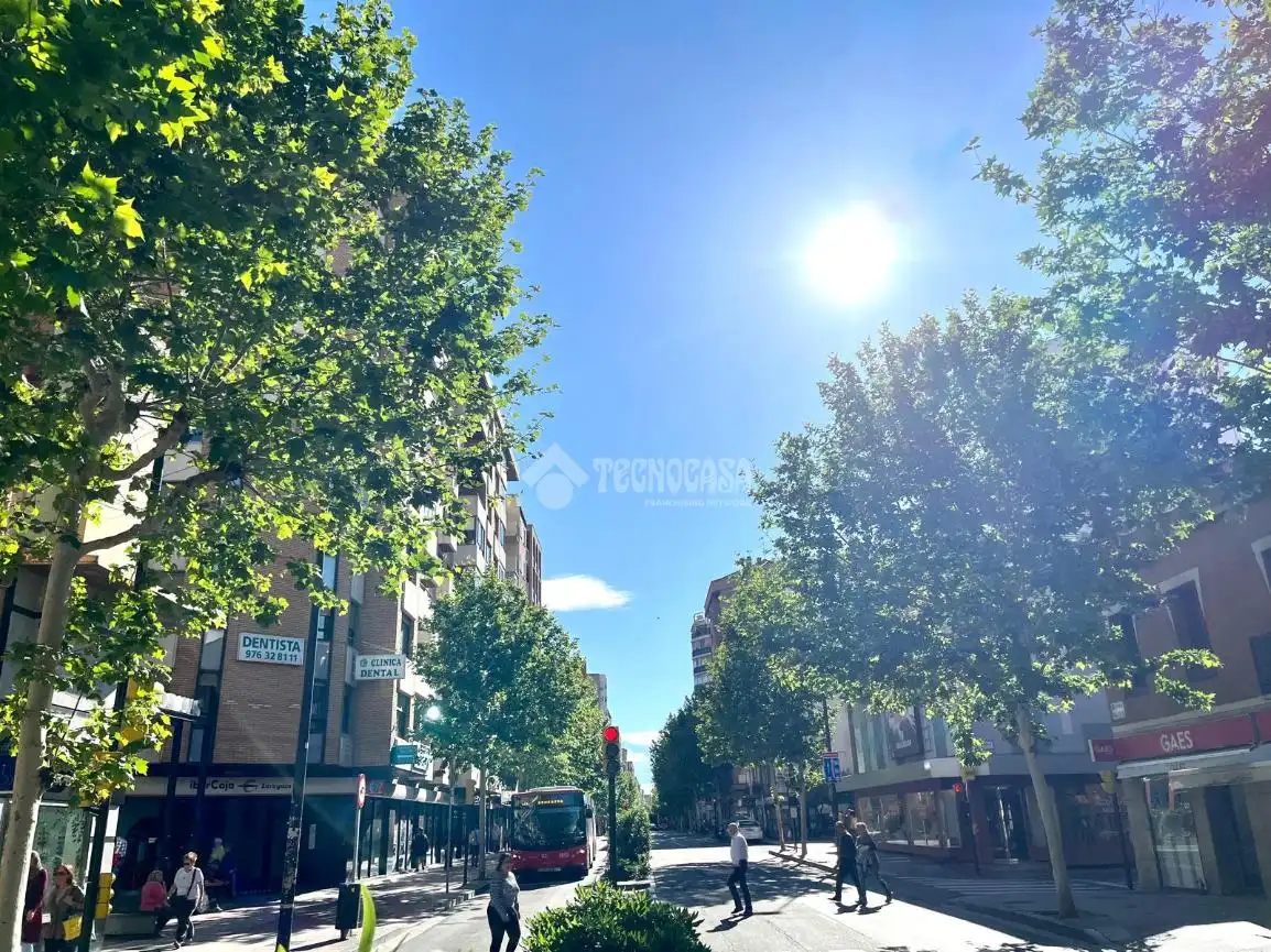Piso con terraza en venta en Delicias, imagen 11