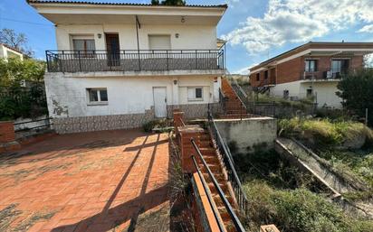 Vista exterior de Casa o xalet en venda en Piera amb Jardí privat, Traster i Piscina