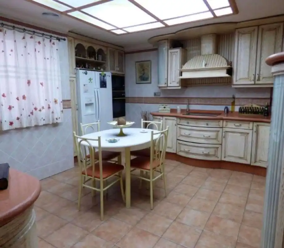 Casa amb terrassa en venda a Calle Don Alarico Lopez Teruel, imagen 9