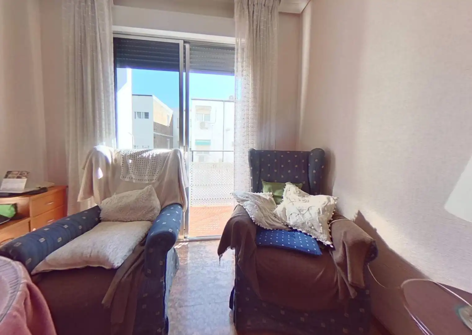 Living room of Flat for sale in Córdoba  with Air Conditioner, Terrace and Storage room