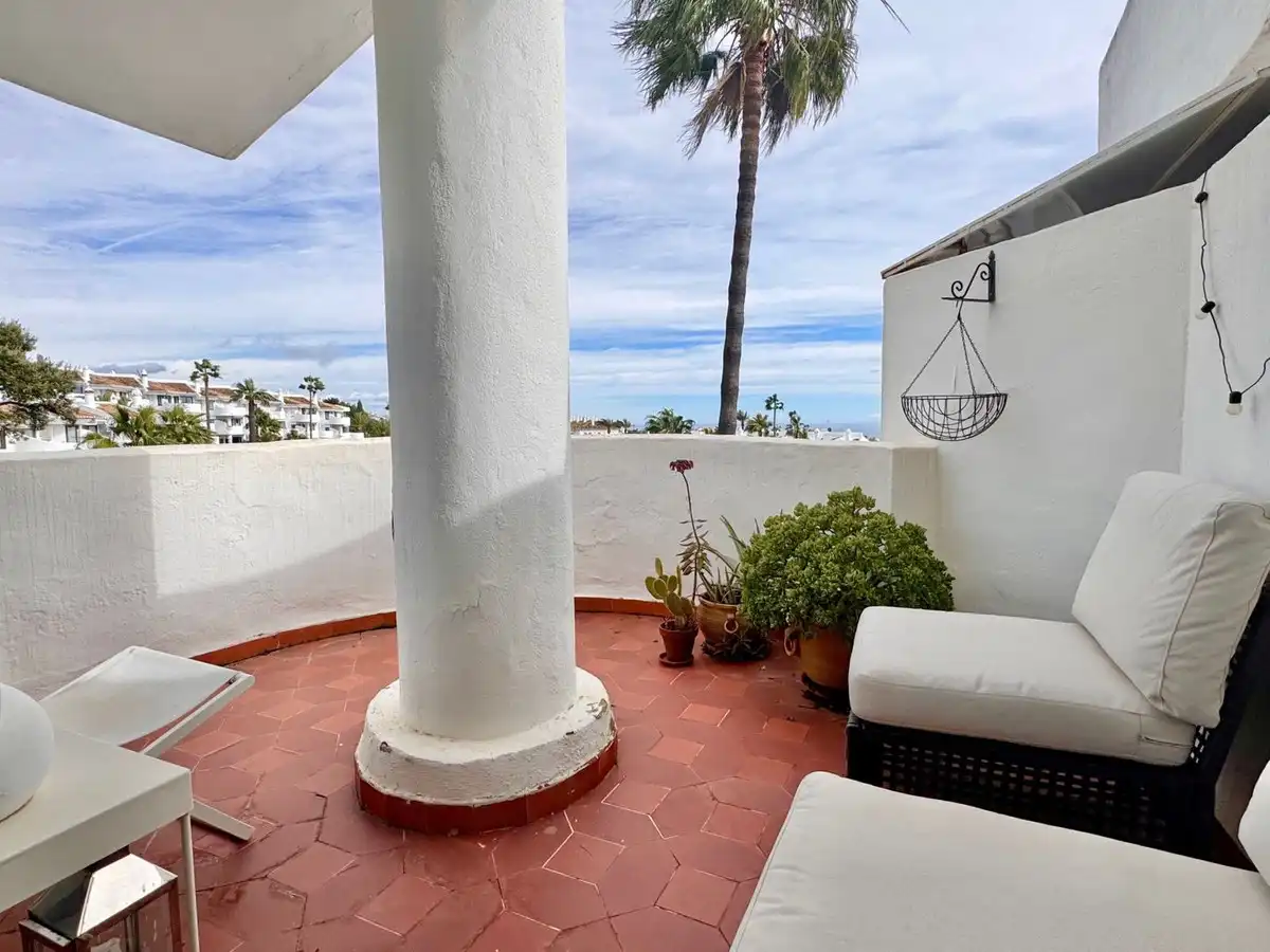 Apartament amb piscina en venda a Calahonda, imagen 5