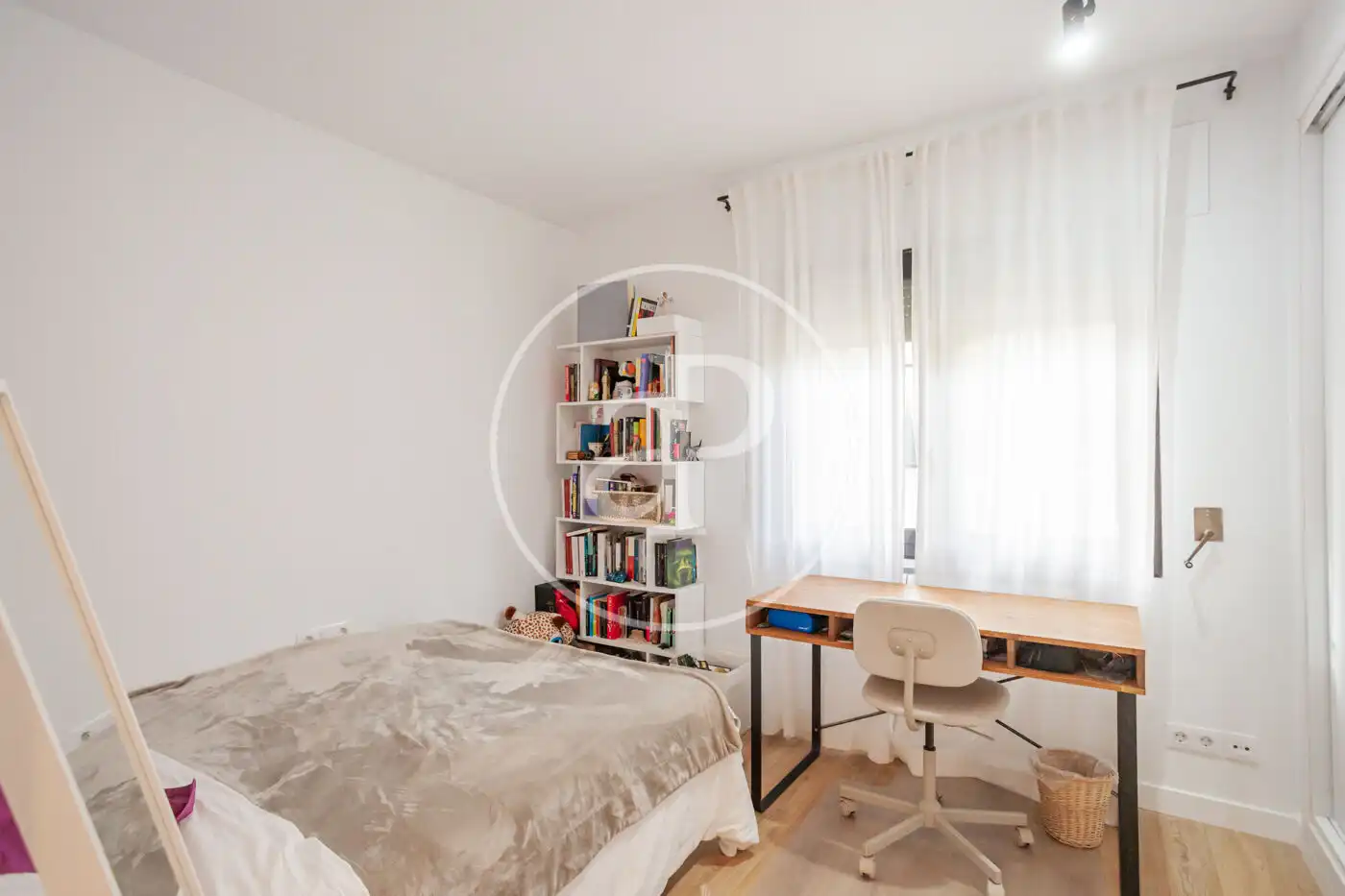 Habitación de Casa o chalet en venta en Pozuelo de Alarcón con Aire acondicionado, Calefacción y Jardín privado