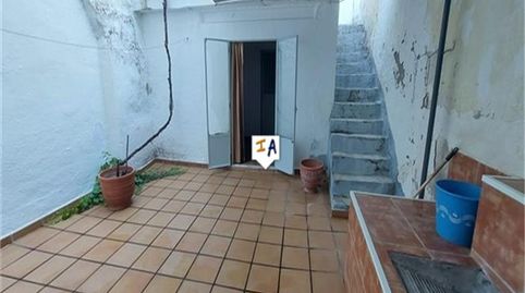 Foto 3 de Casa adosada en venta en Castillo de Locubín, Jaén