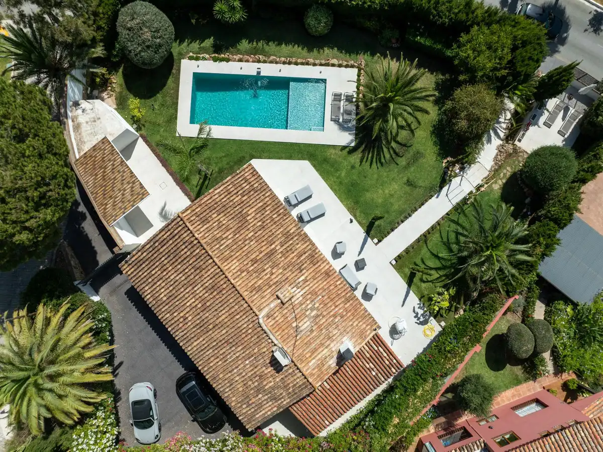 Chalet con piscina en venta en La Quinta, imagen 6