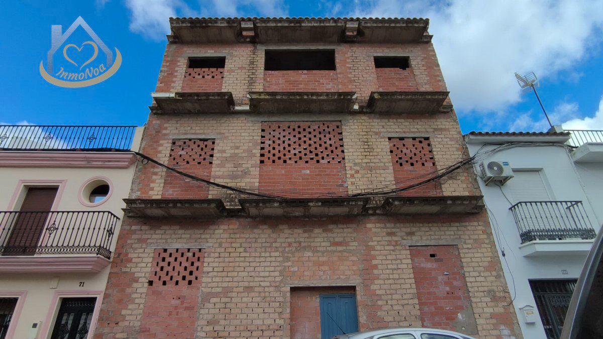 Vista exterior de Edifici en venda en Gibraleón