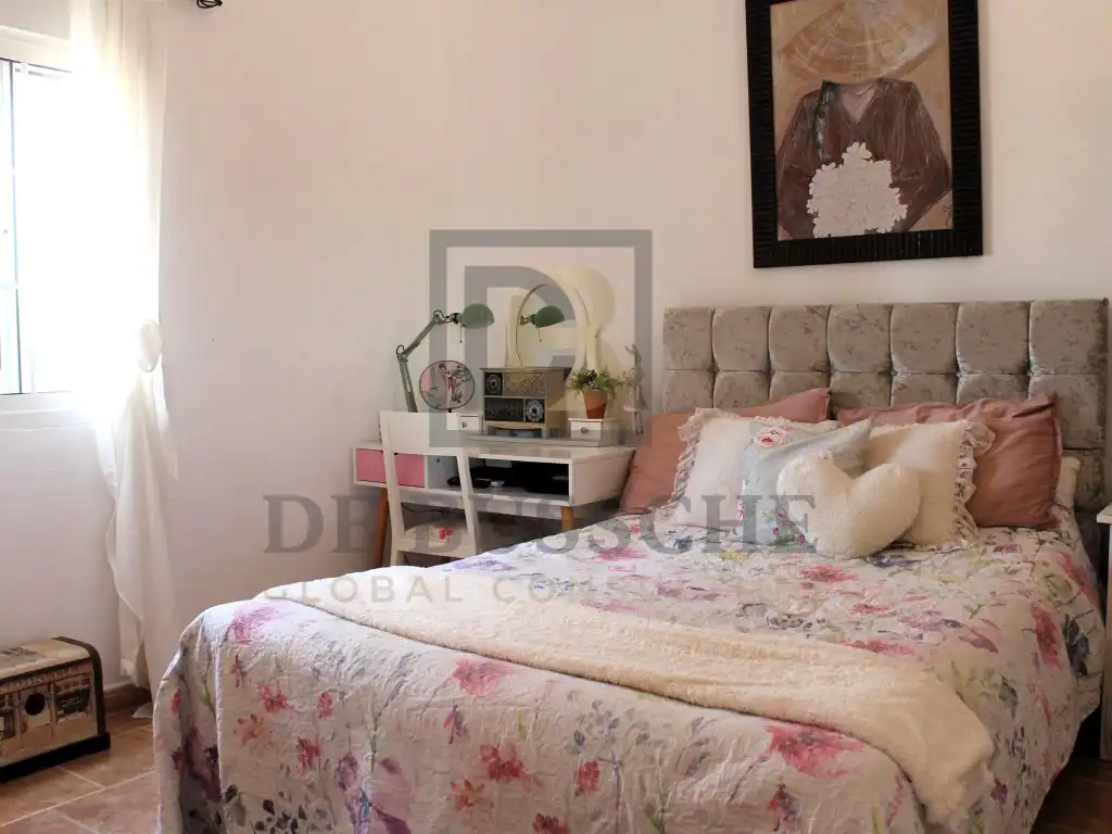 Dormitori de Casa o xalet en venda en Dolores