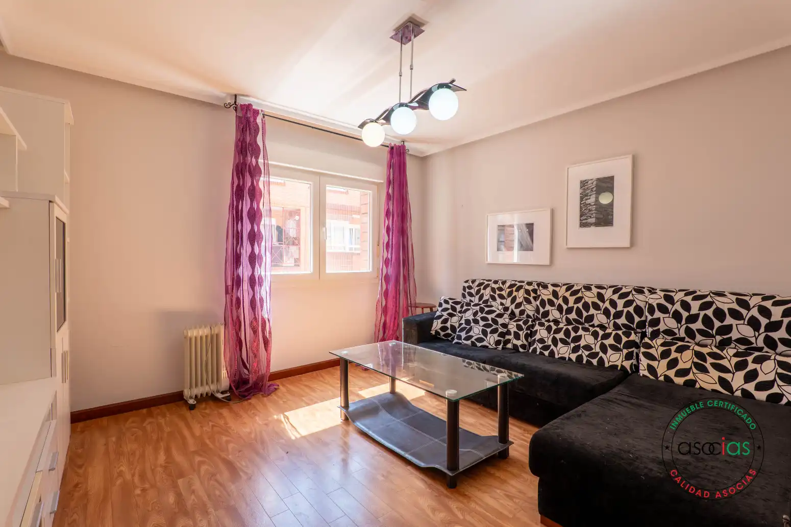 Living room of Flat for sale in Gijón   with Heating and Parquet flooring