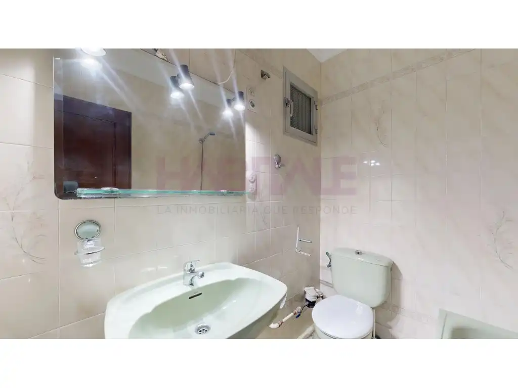 Bathroom of Flat for sale in Valencia  with Balcony