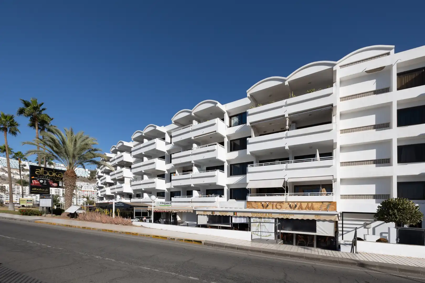 Außenansicht von Wohnung zum Verkauf in Mogán mit Klimaanlage, Terrasse und Möbliert