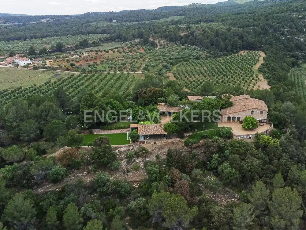 Country house zur Miete in El Bruc mit Klimaanlage, Heizung und Privatgarten