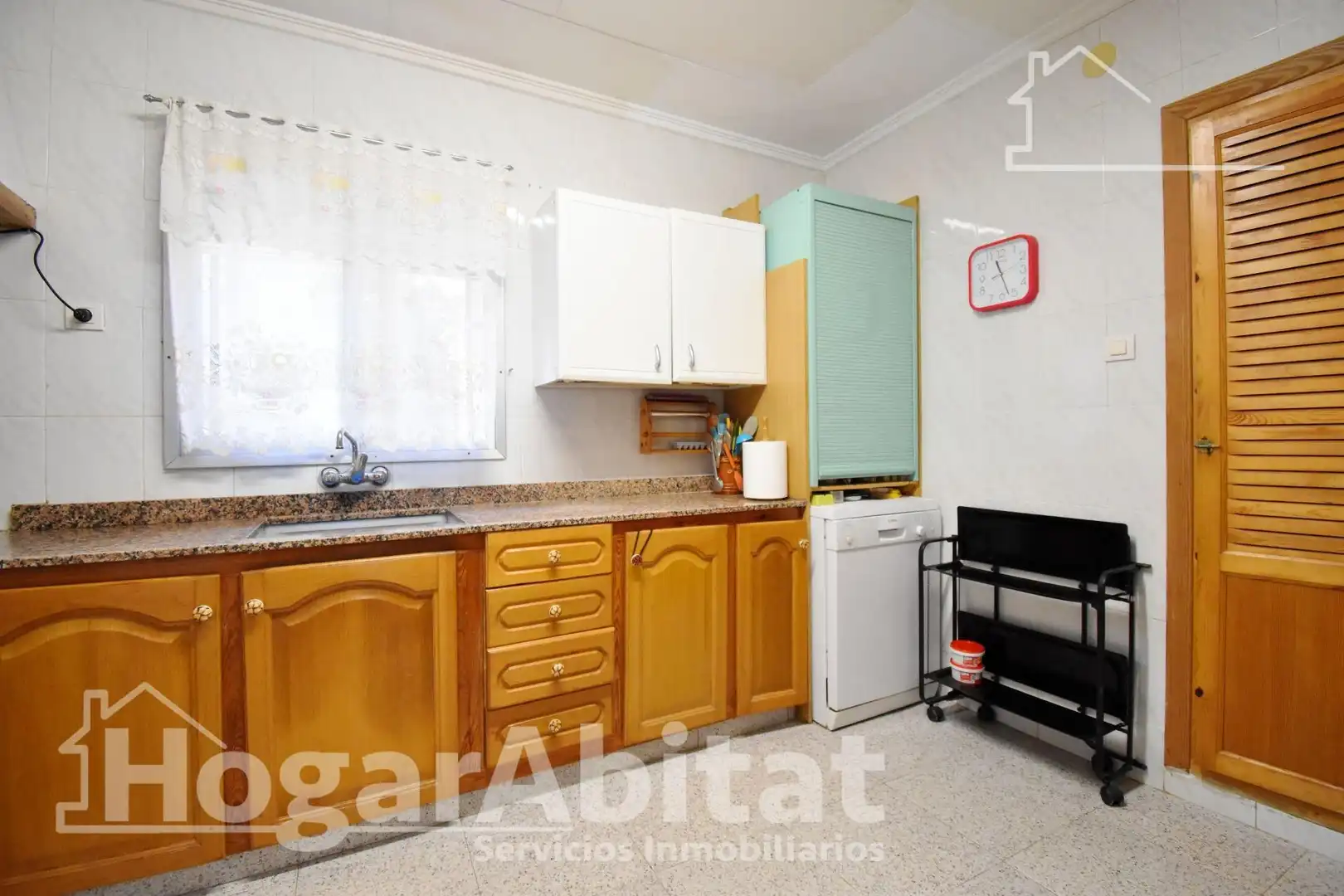 Cocina de Casa o chalet en venta en Simat de la Valldigna con Aire acondicionado, Calefacción y Jardín privado