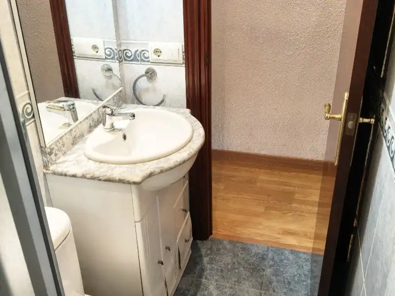 Bany de Pis en venda en Besós