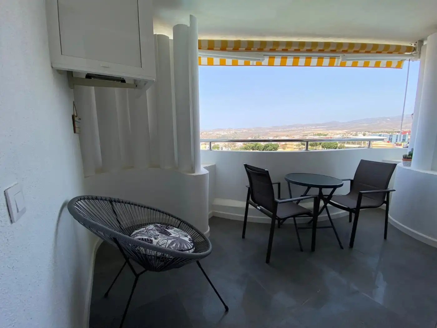 Terrassa de Apartament de lloguer en San Bartolomé de Tirajana amb Aire condicionat, Moblat i Balcó