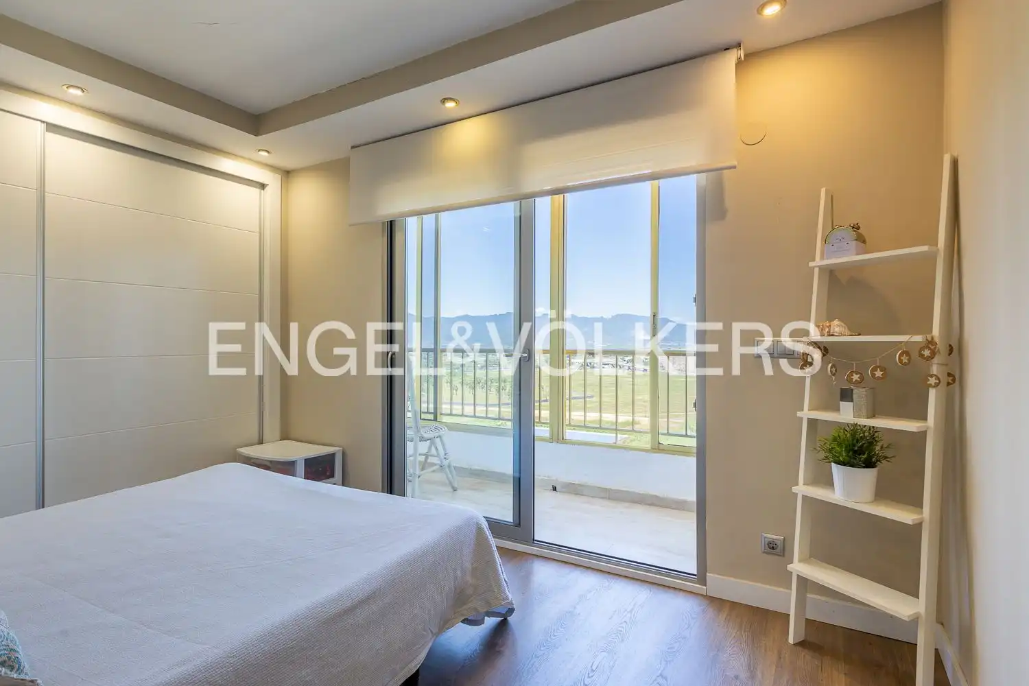 Bedroom of Flat for rent in Cullera  with Heating, Terrace and Swimming Pool