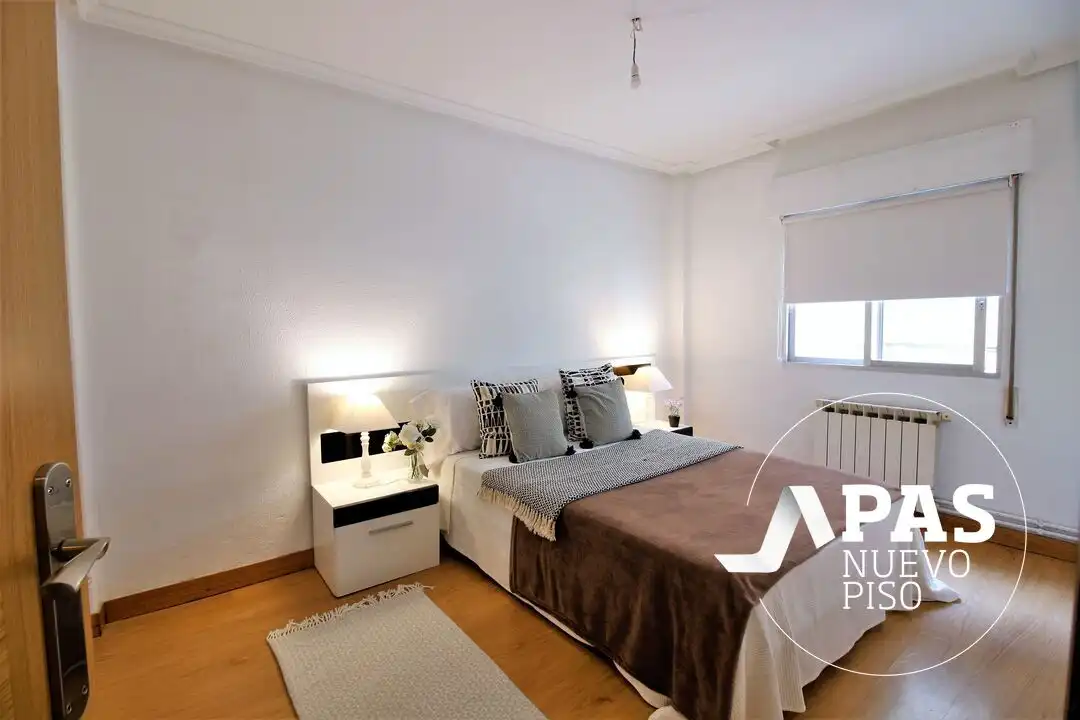 Habitación de Piso en venta en Santander con Calefacción