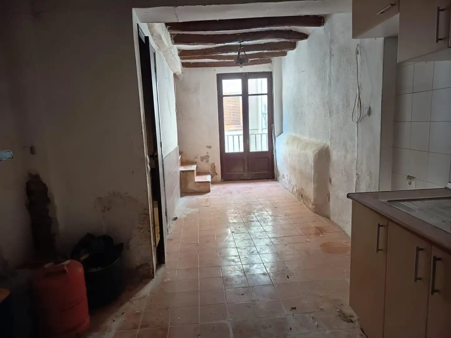 Casa adosada en venda en Garcia