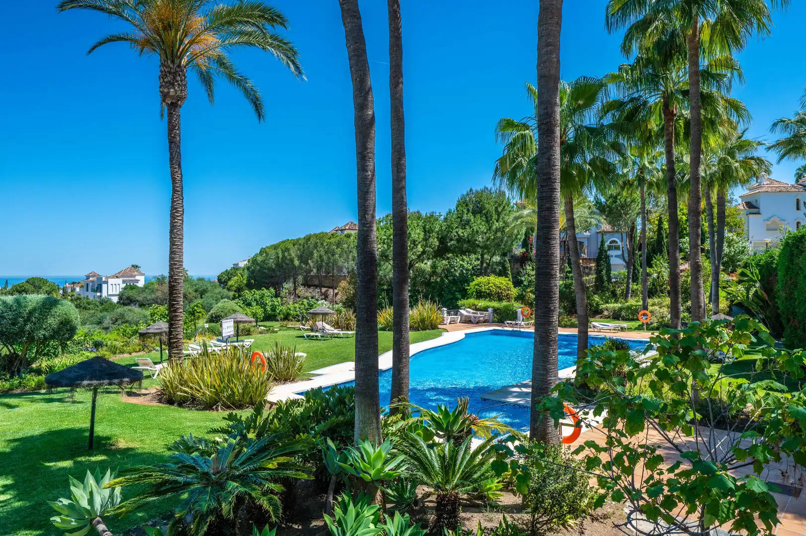 Apartamento con piscina en venta en HERROJO EL 1, imagen 2