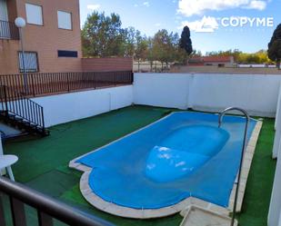 Swimming pool of Apartment for sale in Santo Domingo-Caudilla  with Air Conditioner, Heating and Storage room