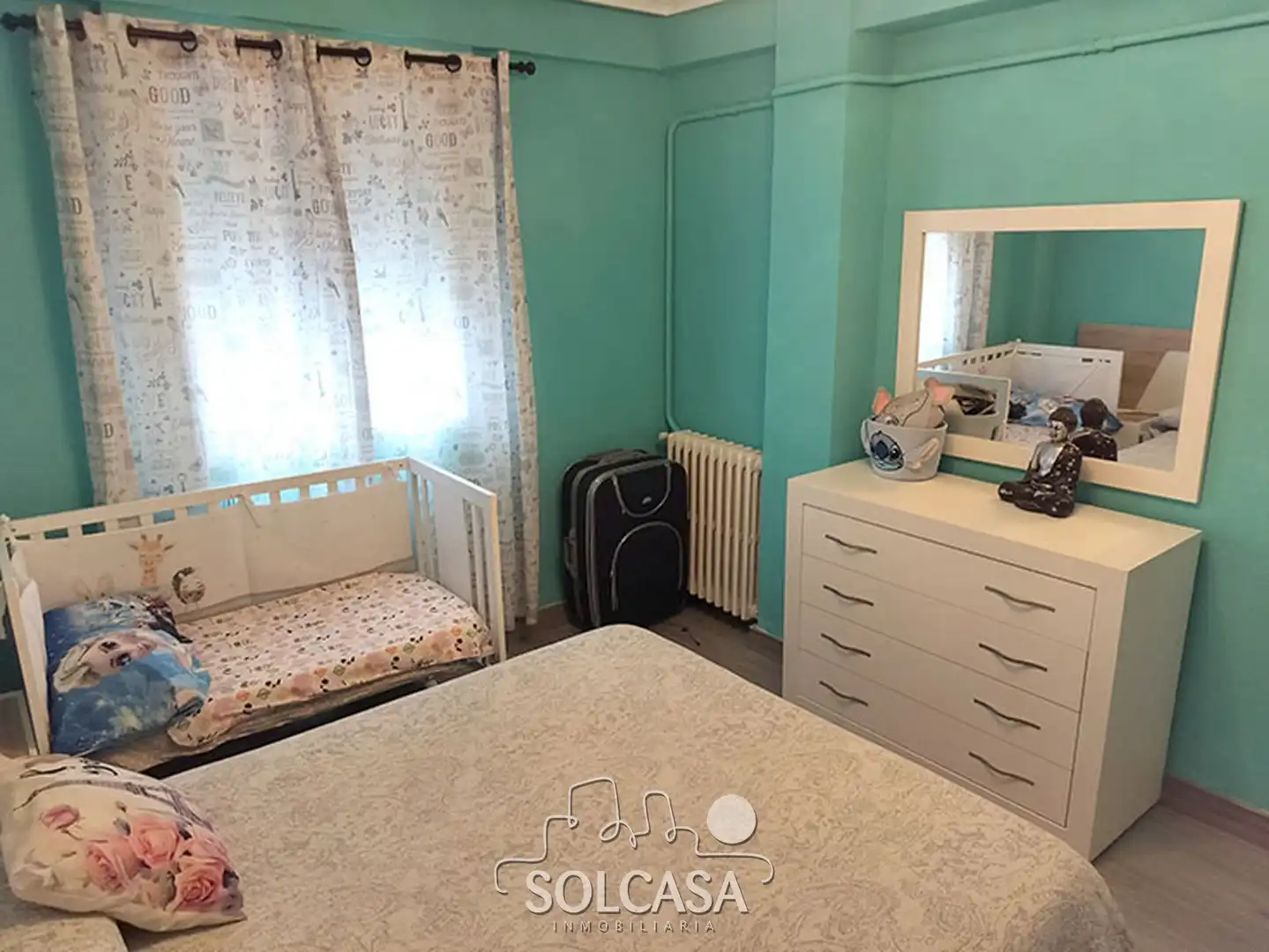 Habitación de Piso en venta en Valladolid con Calefacción, Horno y Lavadora