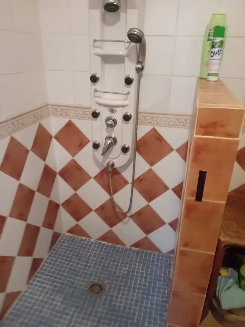 Badezimmer von Country house zum Verkauf in Viso del Marqués mit Heizung, Terrasse und Abstellraum