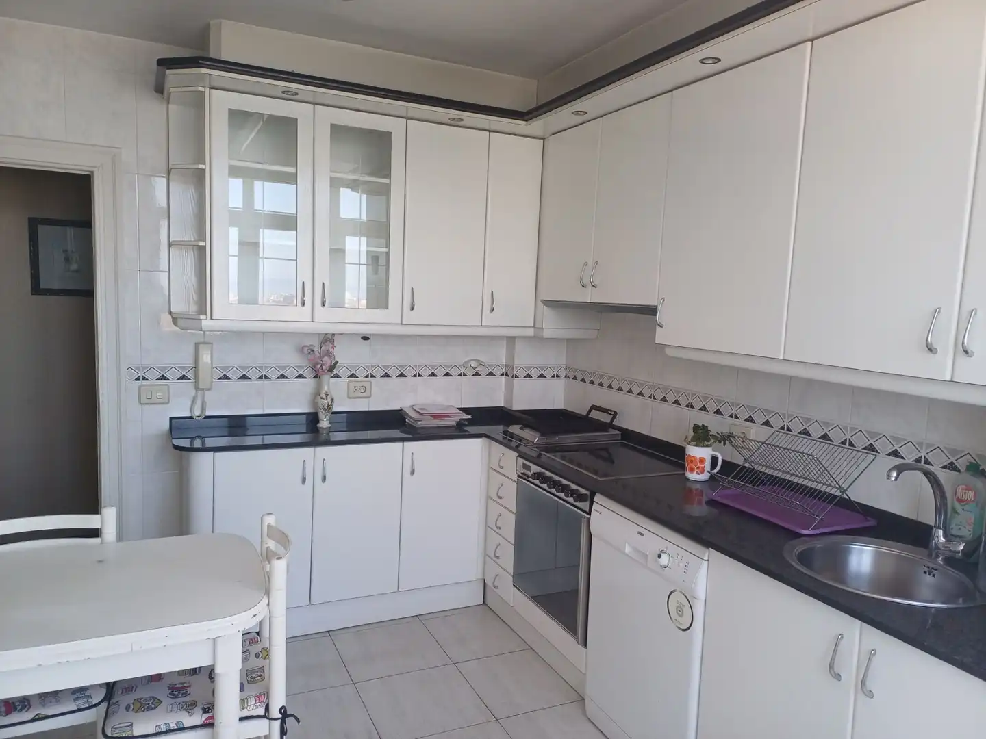 Kitchen of Flat for sale in A Coruña Capital   with Heating, Terrace and Storage room