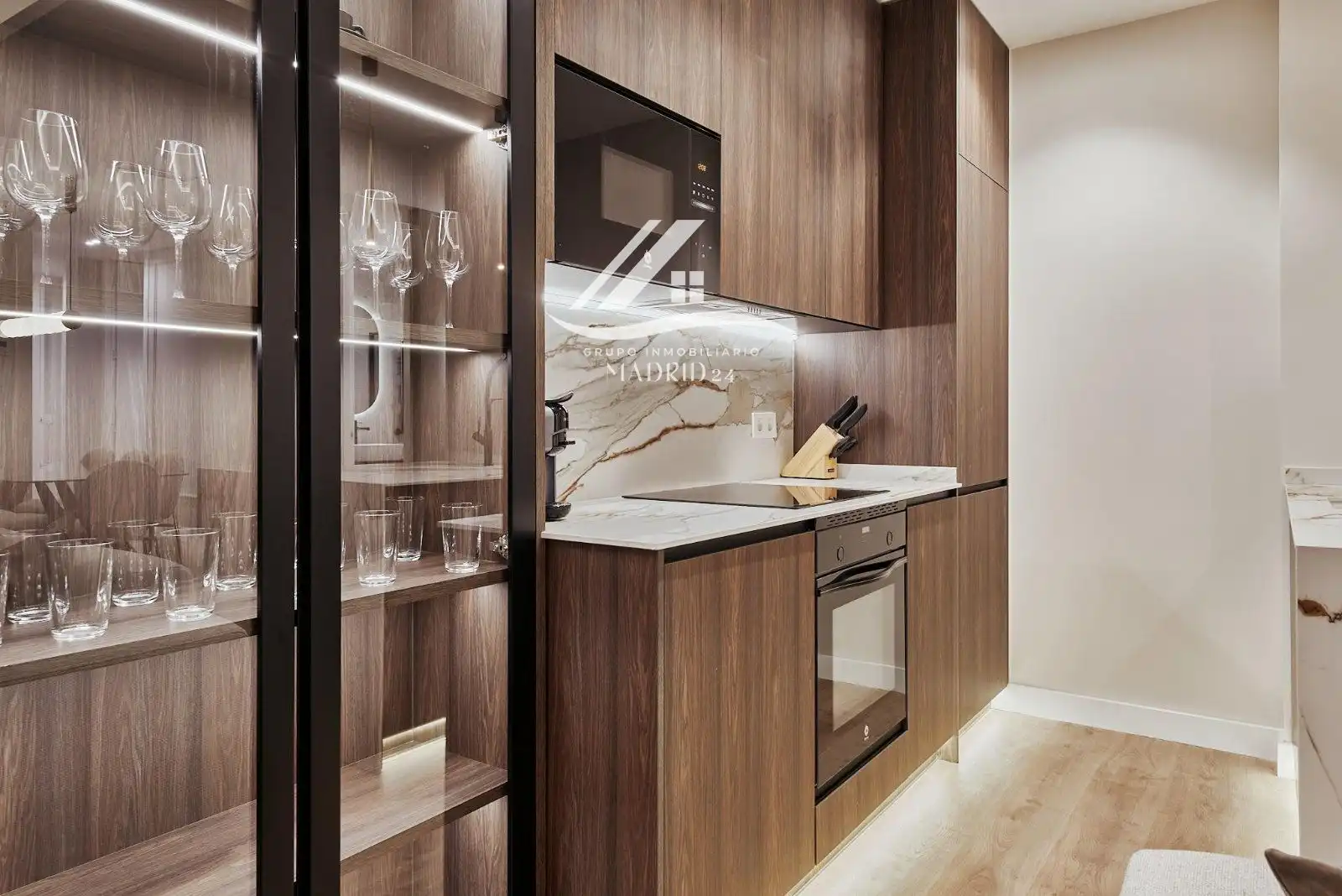 Flat with lift for sale in Cale de José Ortega y Gasset