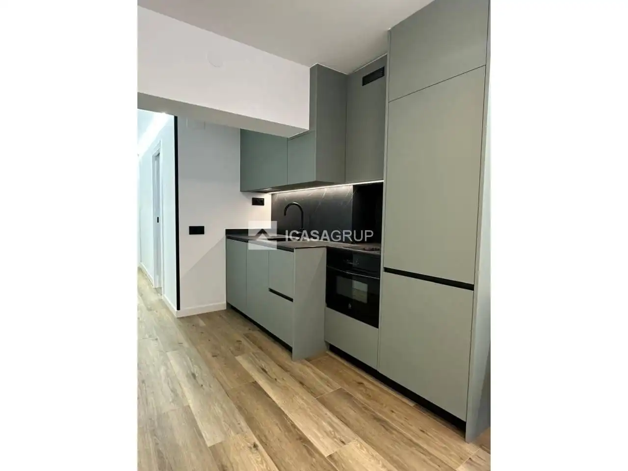 Cuina de Loft en venda en Rubí amb Aire condicionat, Parquet i Moblat
