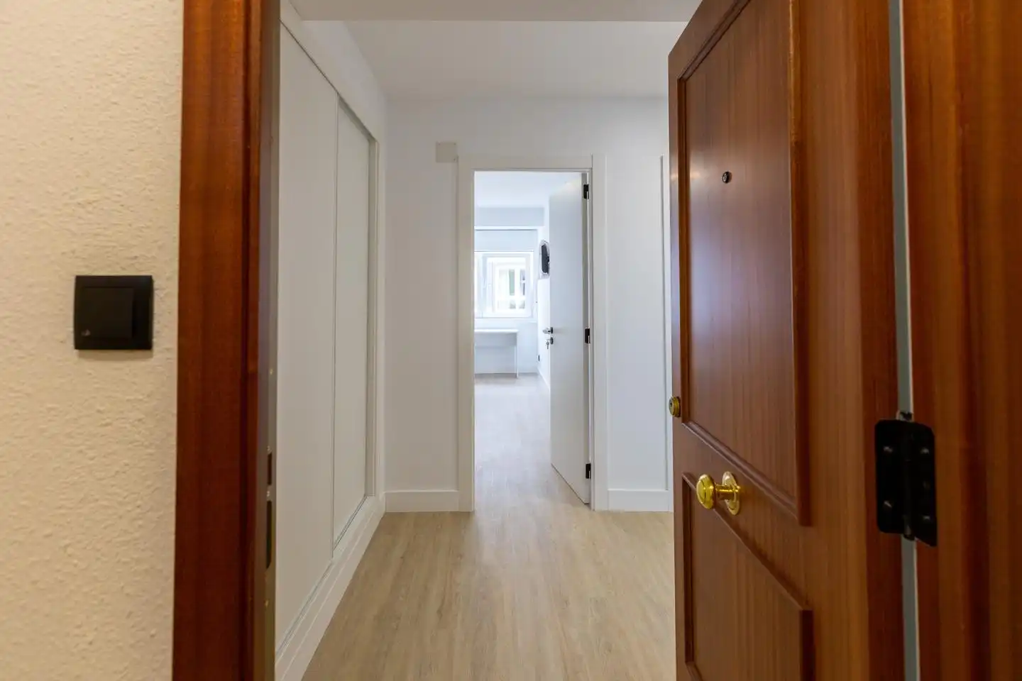 Room in Rúa Castrillón, Los Castros - Castrillón