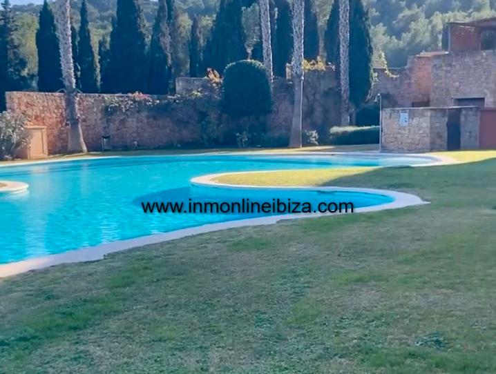 Photo 1 of Planta baja to rent in Carrer Londres, Roca Llisa, Illes Balears