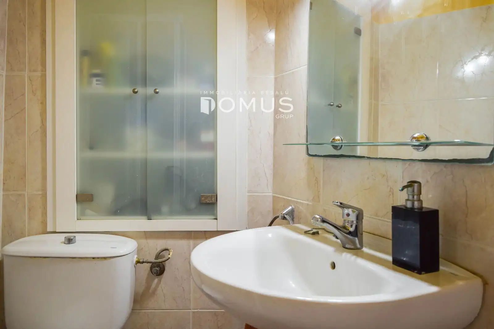 Bathroom of Houses for sale in Besalú  with Heating, Terrace and Storage room