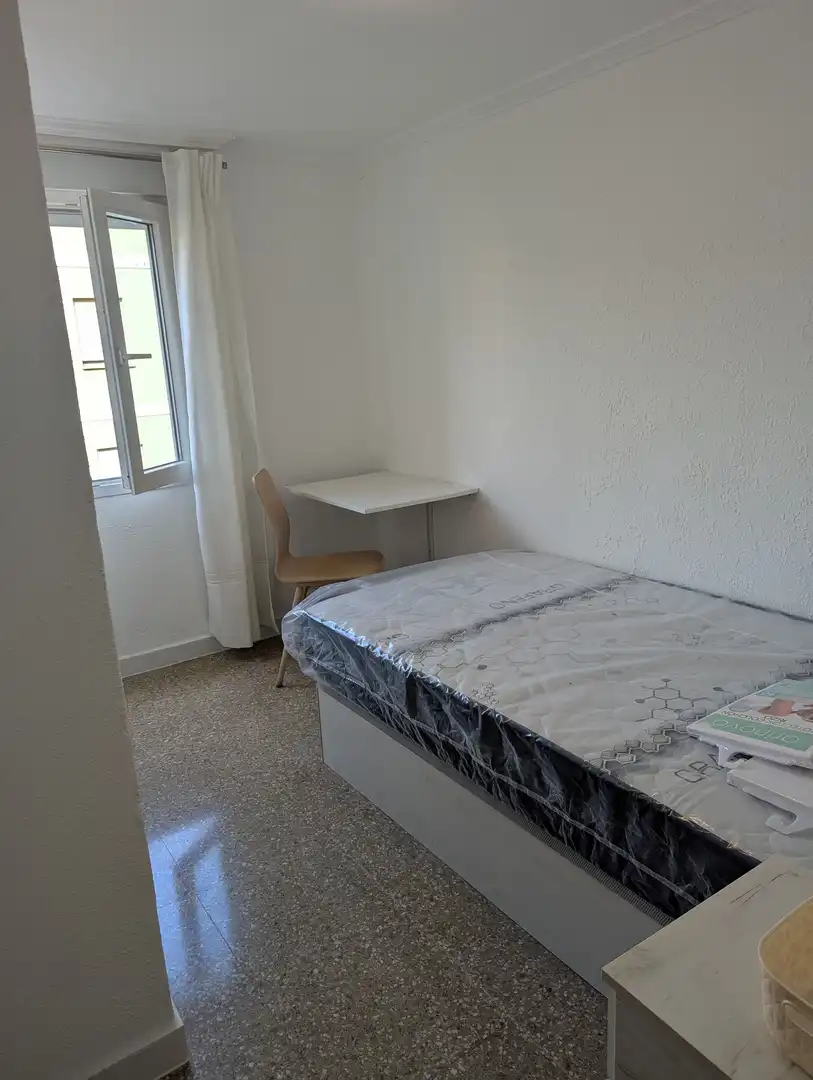 Bedroom of Flat for sale in Paterna