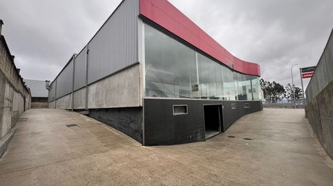 Venta de nave tipo concesionario en perfecto estado en Milladoiro, Ames, image 2